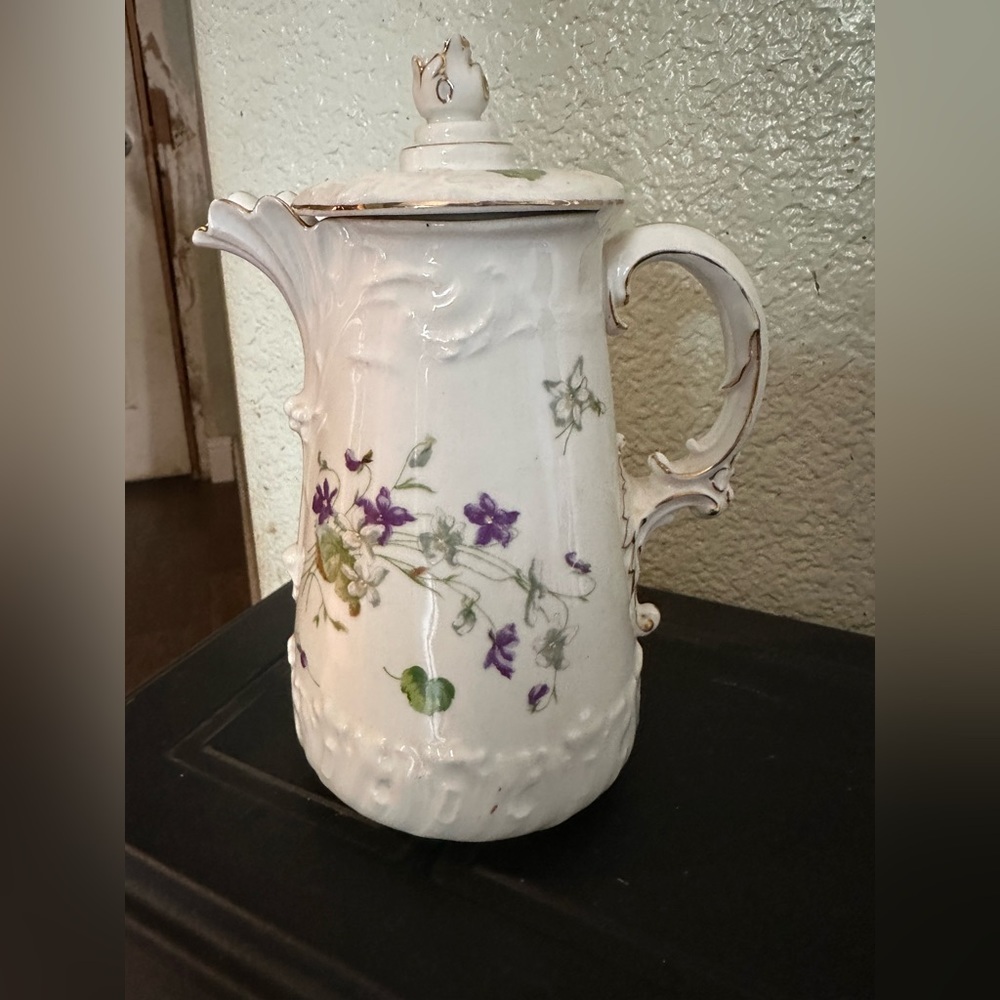 Exquisite Habsburg China Tea Pot